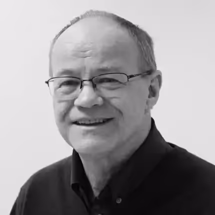 Dr Allan Irvine